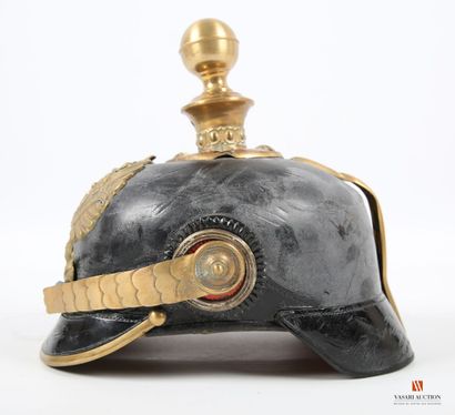 Casque à pointe modèle 1895 nominatif d'officier...
