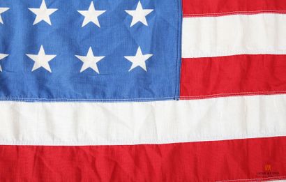 Stars and stripes : drapeau américain à 48...