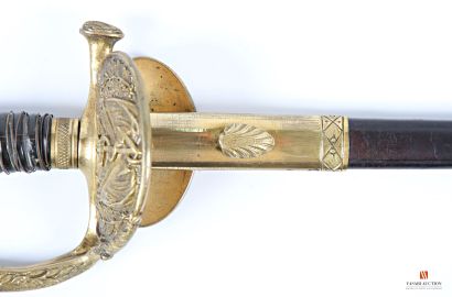Épée d'officier de Marine, monture laiton...