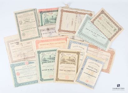 [BONDS] 
Lot including Serbian loans (coupons...
