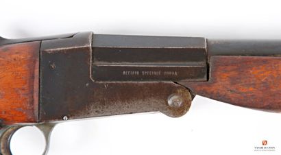 Breda single-shot folding rifle, 16/670 caliber,...