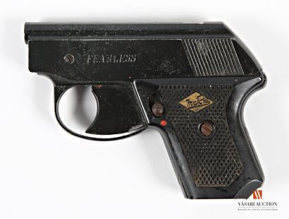ATTENTION CATEGORY B WEAPONS - Weapons subject...