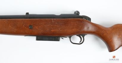 Mossberg Model 395 12/76 caliber rifle, 975...