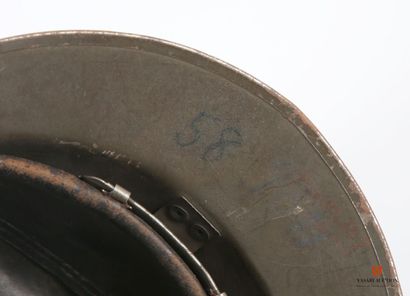Adrian model 1926 helmet, hunters' insignia...