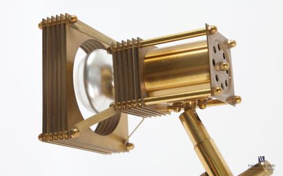 Lampe de chevet/liseuse en laiton doré marquée...