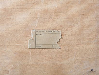 KNOLL INTERNATIONAL
Table basse de forme...
