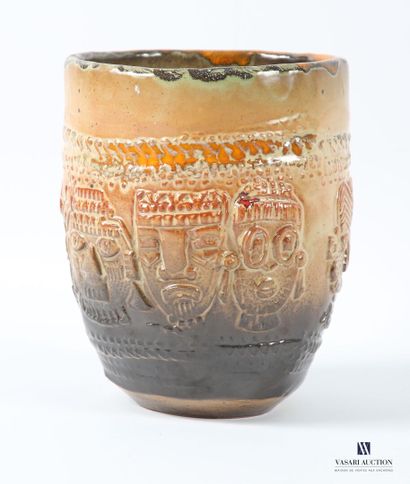 ROMACREA École de 
Deux cache pots en terre...