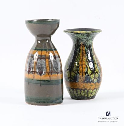 ROMACREA École de 
Deux vases de forme balustre...