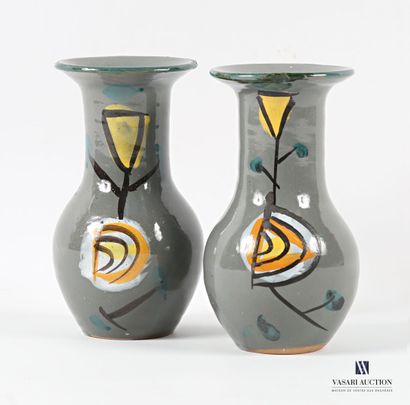 ROMACREA École de 
Paire de vases de forme...