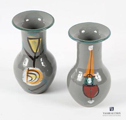 ROMACREA École de 
Paire de vases de forme...