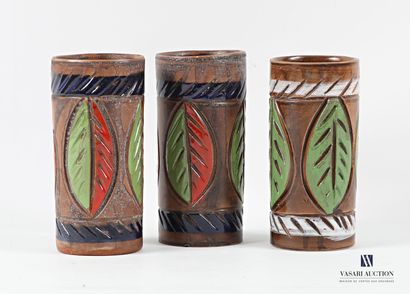 ROMACREA École de 
Suite de trois vases de...