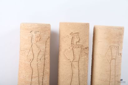 ROMACREA École de 
Suite de trois vases rouleaux...