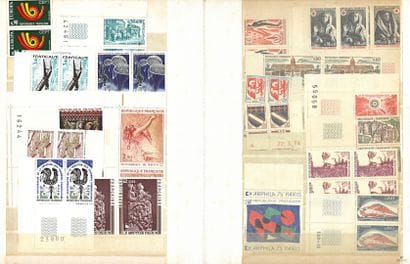 Set of stamps of France in binders, many...