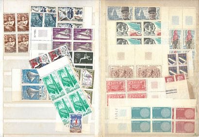 Set of stamps of France in binders, many...
