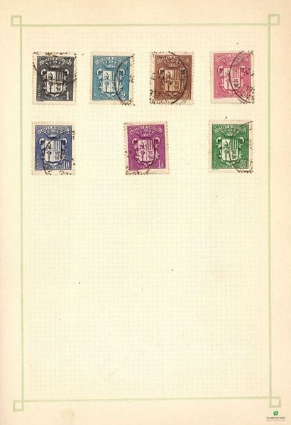 World in albums, many cancelled stamps, mostly...