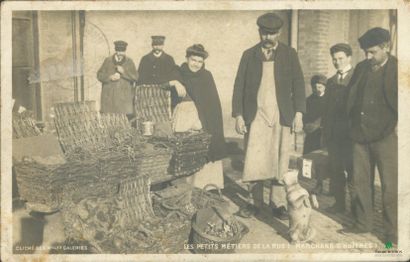CPA - Les petits métiers de la rue - Marchand...