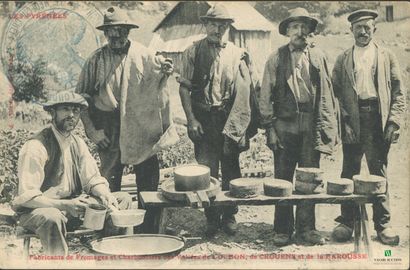 CPA - Fabricants de fromages et charbonniers...