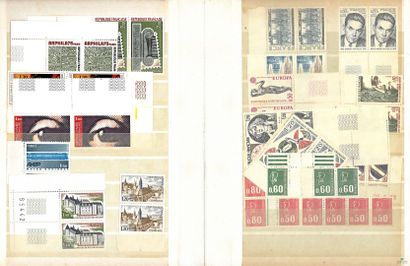 Set of stamps of France in binders, many...