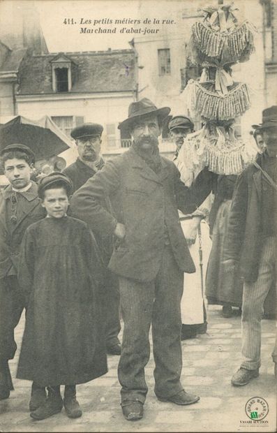 CPA - Les petits métiers de la rue - Marchand...