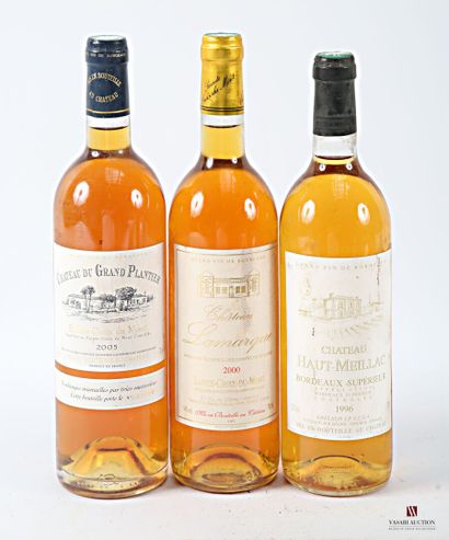 Lot of 3 bottles including :
1 bottle Château...