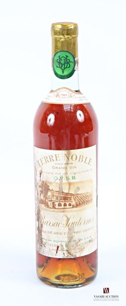 1 bottle TERRE NOBLE Barsac mise coop 1969
	Crème...