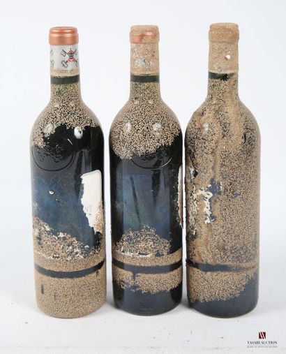 3 bottles Château PAPE CLÉMENT Graves GCC...