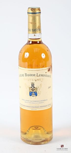 1 bottle Château BASTOR LAMONTAGNE Sauternes...