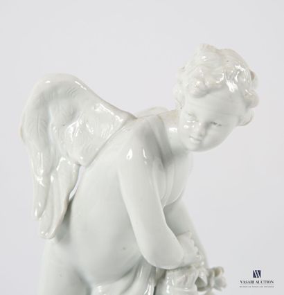 CAPODIMONTE 
Three cherubs playing - Love...