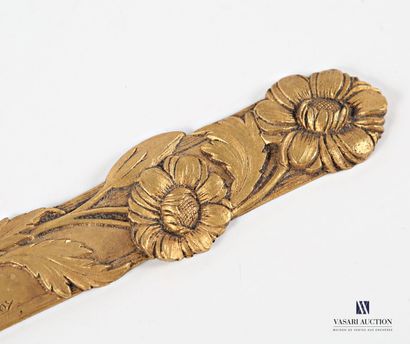 LEROY (20th century)
Gilt bronze paper cup,...