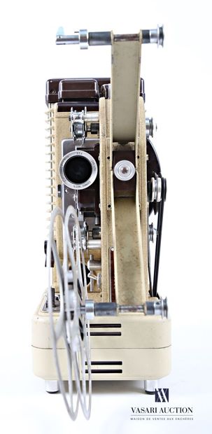 EUMIG - AUSTRIA Super-projector model P.26...