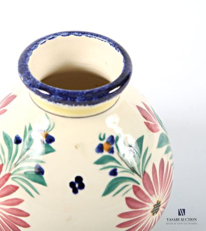 QUIMPER - HENRIOT Manufacture de 
Earthenware...