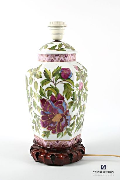 Hexagonal porcelain lamp base with polychrome...