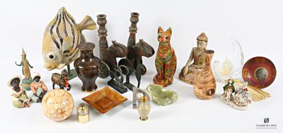 Lot including a ceramic subject featuring...