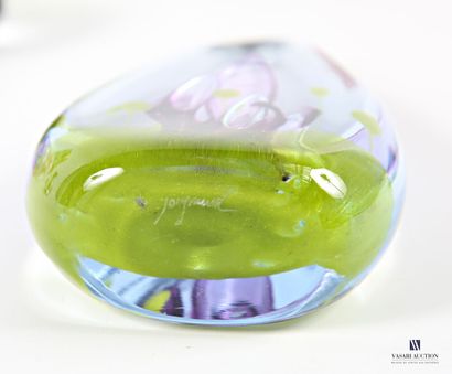 Glass lot comprising a flat vase on a metal...