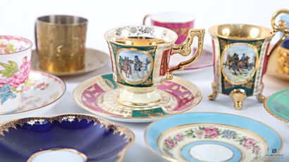 Coffee cup collection including : 
a blue...