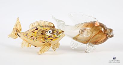 MURANO
Two crystal fish subjects with polychrome...