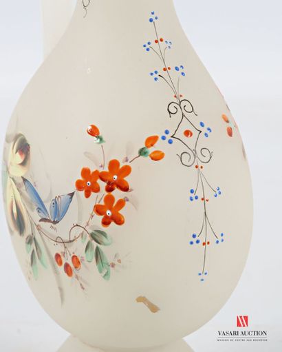 A baluster-shaped ewer in opaline glass,...