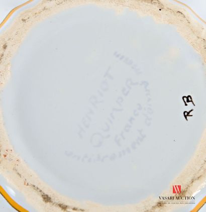 HENRIOT QUIMPER
Polychromy-treated earthenware...