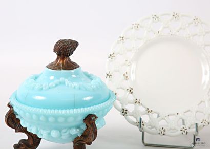 Opaline glass lot comprising six cake plates,...