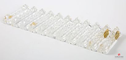AH BAVARIA
Suite of eleven cut-crystal knife-holders...