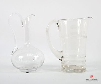 Set comprising a glass orangeade pitcher...