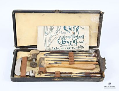 MAISON HUTANT - E.GUYOT Succ.
Leather art...