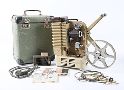 EUMIG - AUSTRIA Super-projector model P.26...