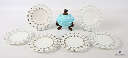 Opaline glass lot comprising six cake plates,...