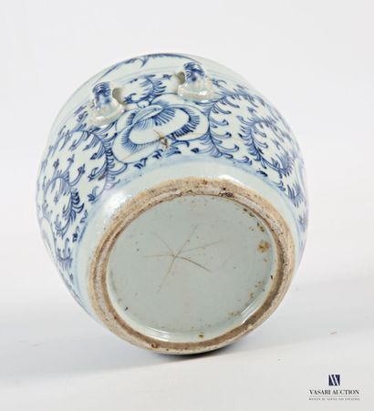 CHINA 
White/blue porcelain lot comprising...
