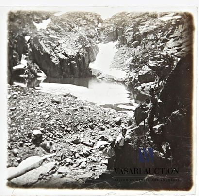 Set of positive glass plates and projections,...