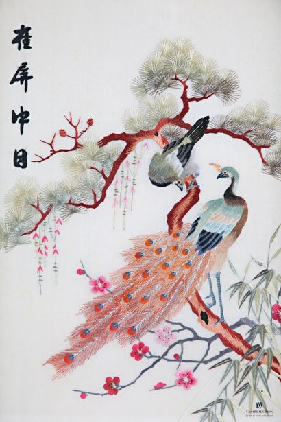 ASIA
Couples of peacocks. 
Two pendant embroideries...