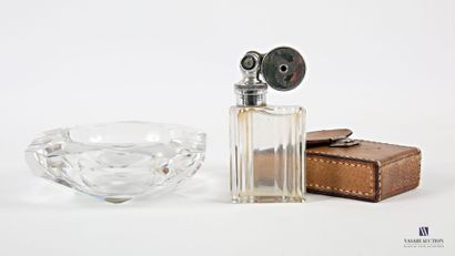 Lot comprising a square cut-edge crystal...