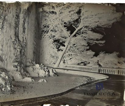 Set of twenty-seven boxes of stereoscopic,...