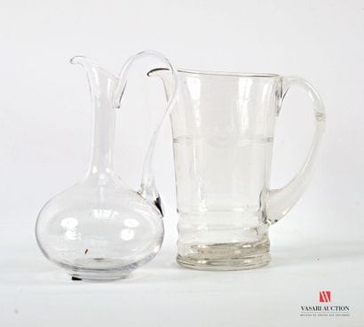 Set comprising a glass orangeade pitcher...